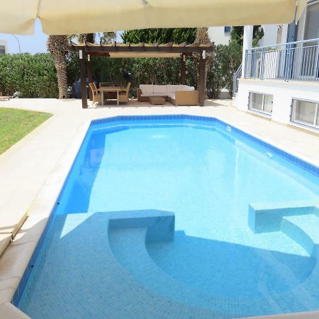 Villa Victoria Пафос Екстериор снимка