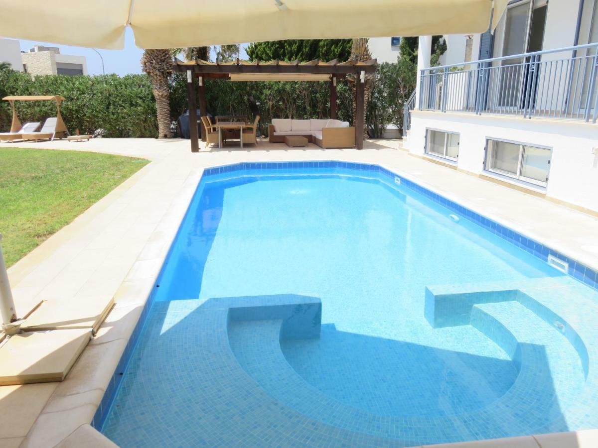 Villa Victoria Пафос Екстериор снимка